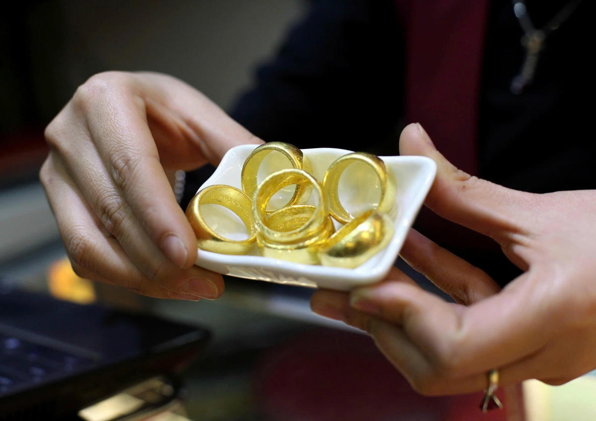 VGTA kiến nghị cho doanh nghiệp được vay vàng trong dân với lãi suất thỏa thuận.