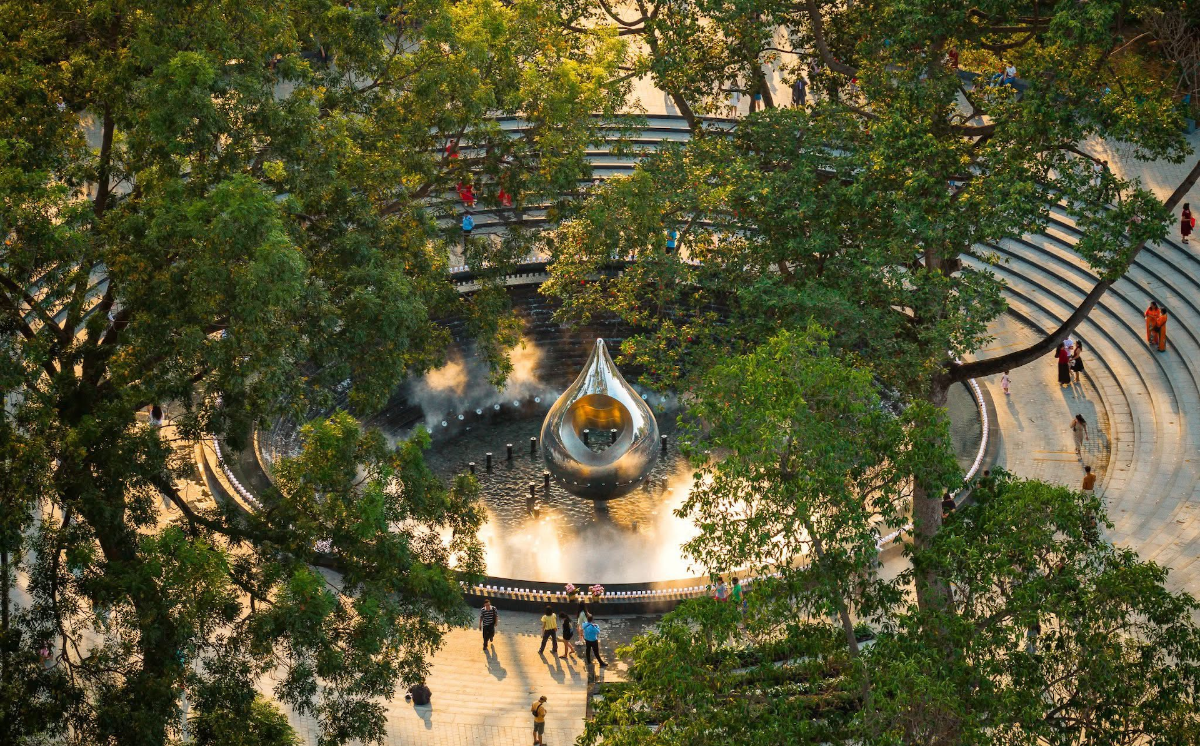 Quảng trường Giọt nước - sự kết hợp tinh tế giữa vẻ đẹp kiến trúc và giá trị nhân văn.