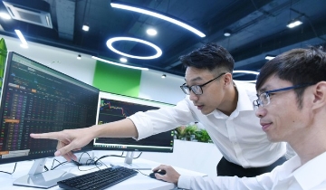 Cơ hội lớn với cổ phiếu vừa và nhỏ?