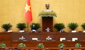 Nâng ngưỡng miễn thuế lên 1 tỷ đồng/năm: Giải pháp