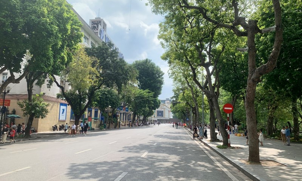 11 tuyến phố ở phường Hoàn Kiếm, Hà Nội được đề xuất thí điểm vùng phát thải thấp và cấm xe máy xăng theo giờ.
