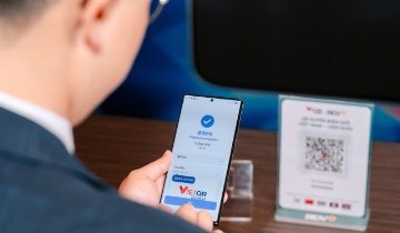 Du khách Hàn Quốc đến Việt Nam chỉ cần mang theo điện thoại để thanh toán