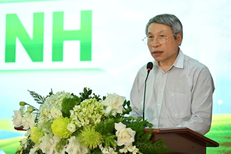 PGS.TS. Bùi Quang Tuấn, Phó chủ tịch Hội khoa học kinh tế Việt Nam phát biểu tại Diễn đàn.