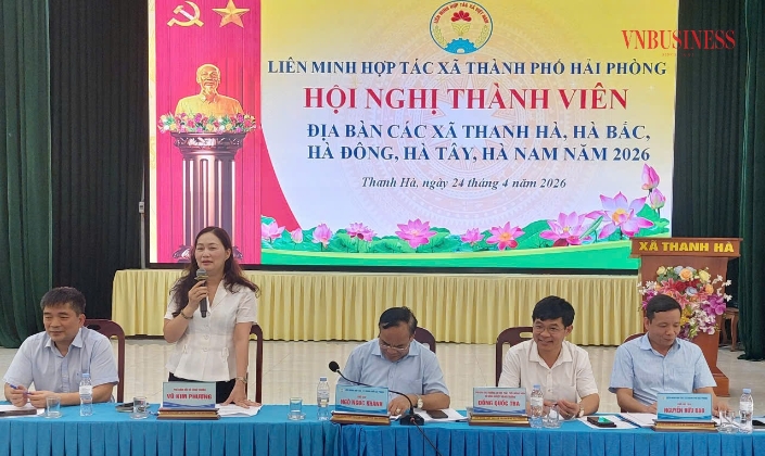 Đại diện các Sở, ngành giải đáp các khó khăn, vướng mắc trong quá trình hoạt động cho các HTX.