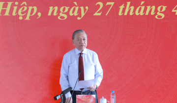 Chăm lo tốt hơn cho công nhân là chăm lo cho tương lai đất nước