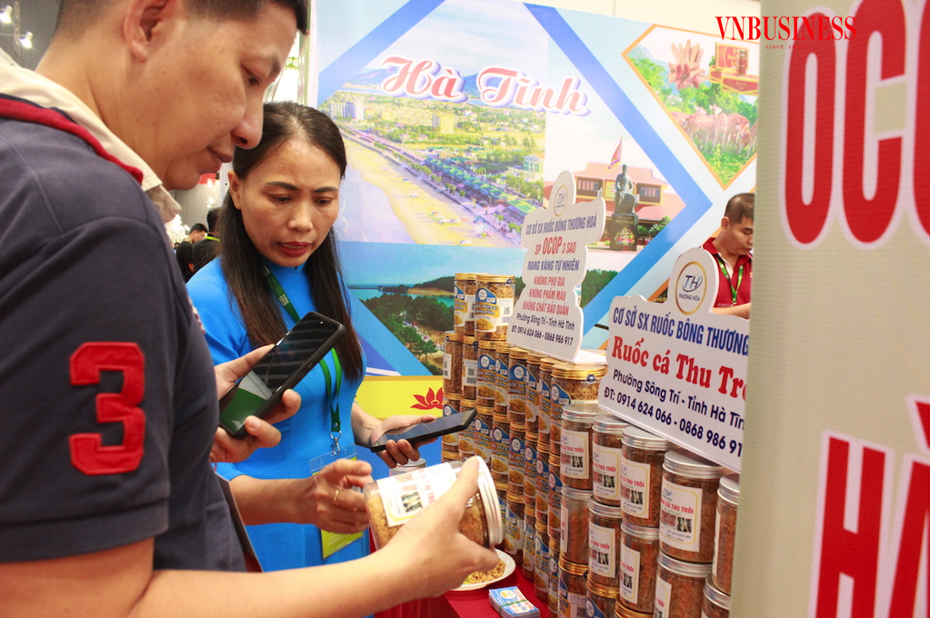 Các hộ kinh doanh, cơ sở sản xuất thực phẩm đang đứng trước lựa chọn sinh tử: minh bạch để tồn tại, hoặc bị đào thải.