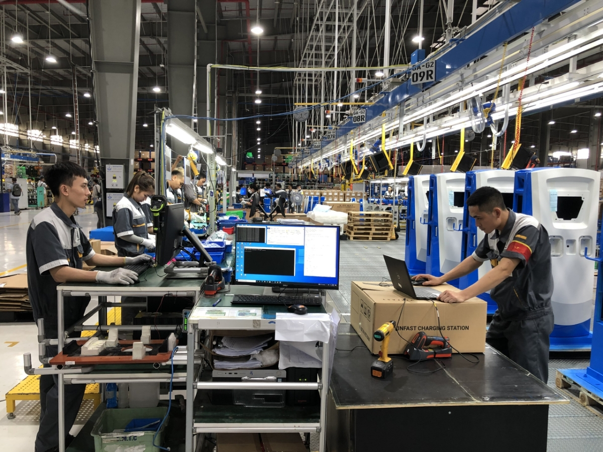 Nghị quyết Đại hội XIV của Đảng cũng đã đề ra mục tiêu phấn đấu tốc độ tăng năng suất lao động đạt khoảng 8,5%/năm giai đoạn 2026 - 2030.