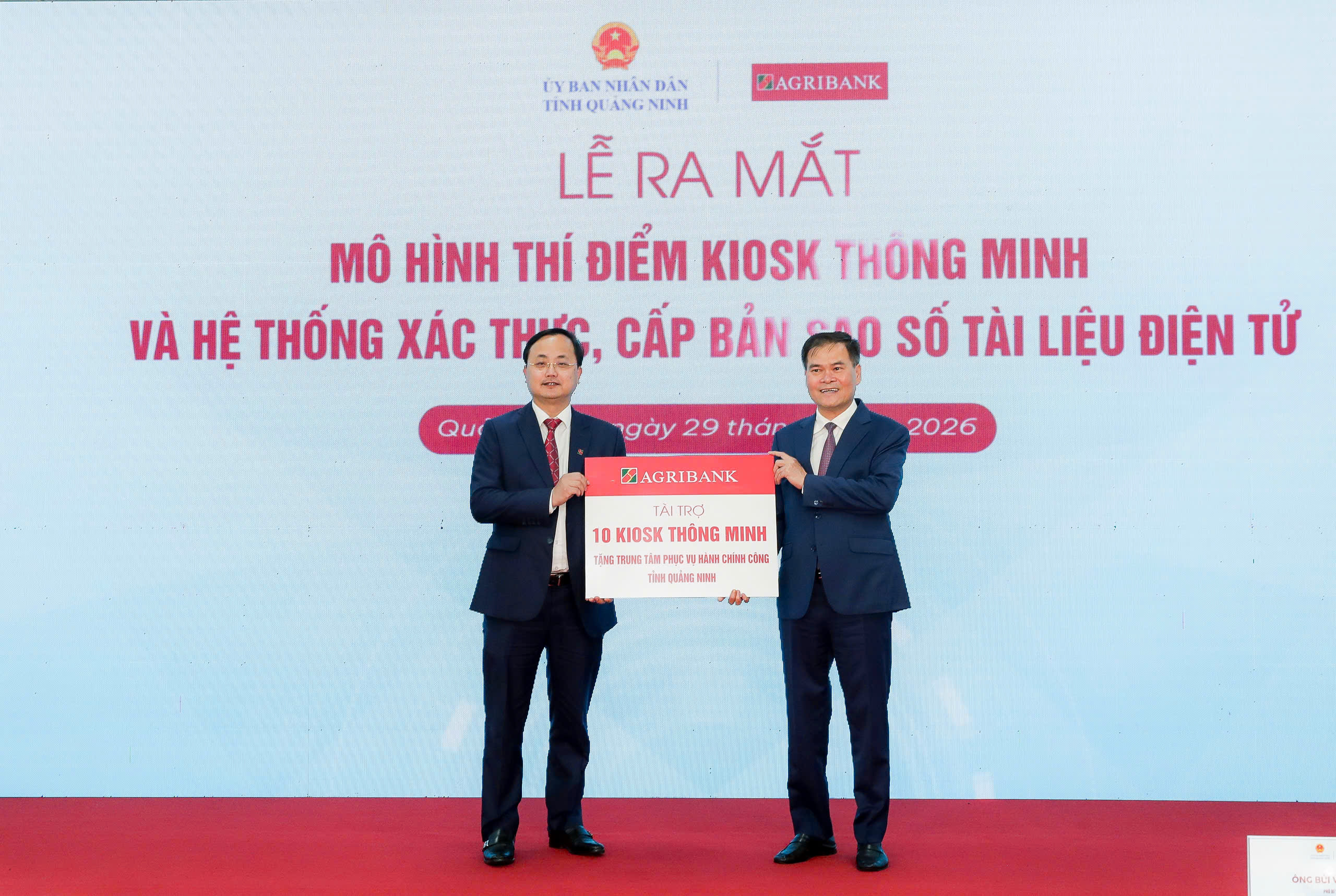 Quảng Ninh đưa Kiosk thông minh ra đặc khu, hải đảo