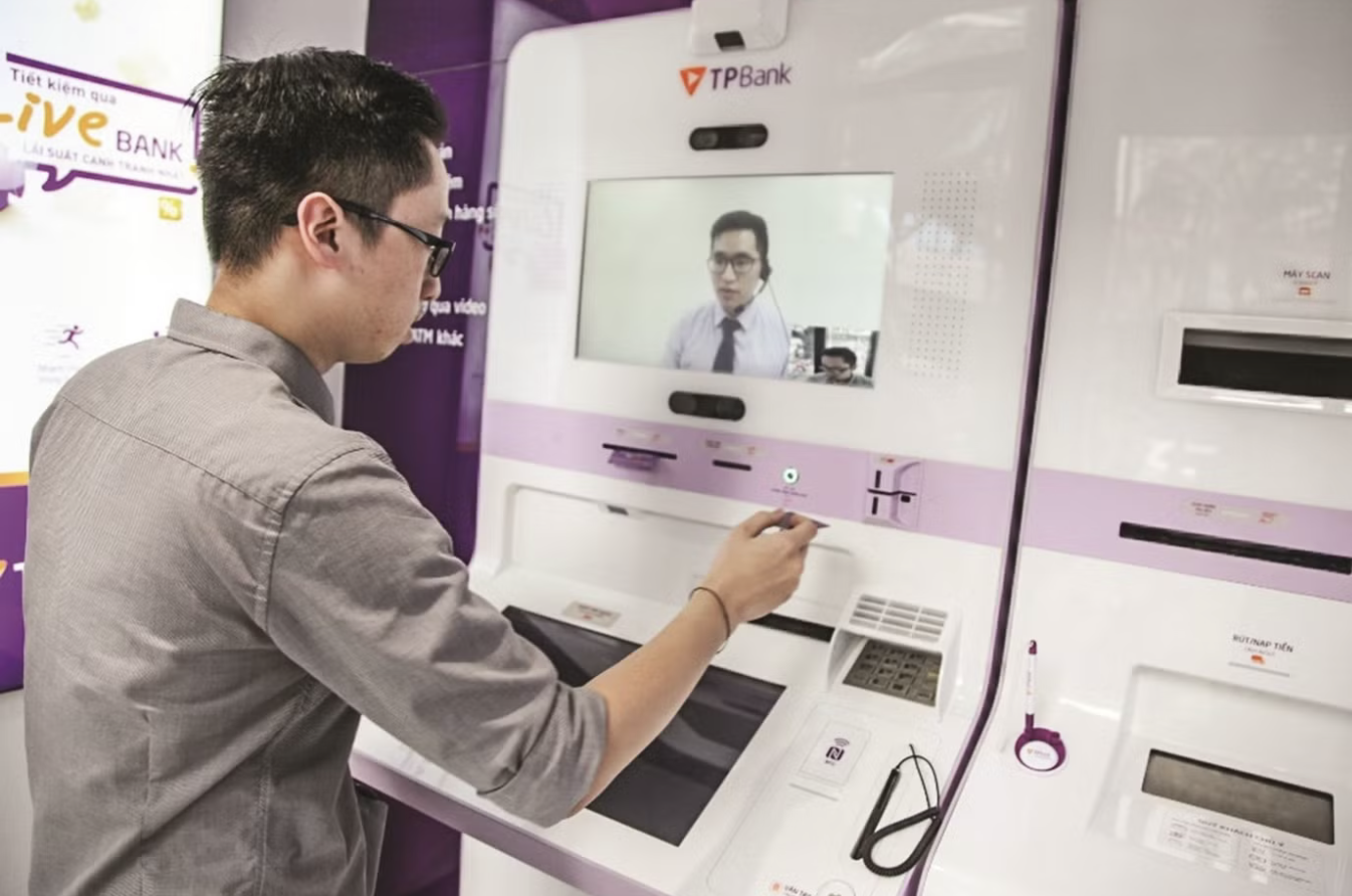 Ngân hàng cho hàng nghìn nhân viên nghỉ việc trong quý đầu năm, có phải vì AI?