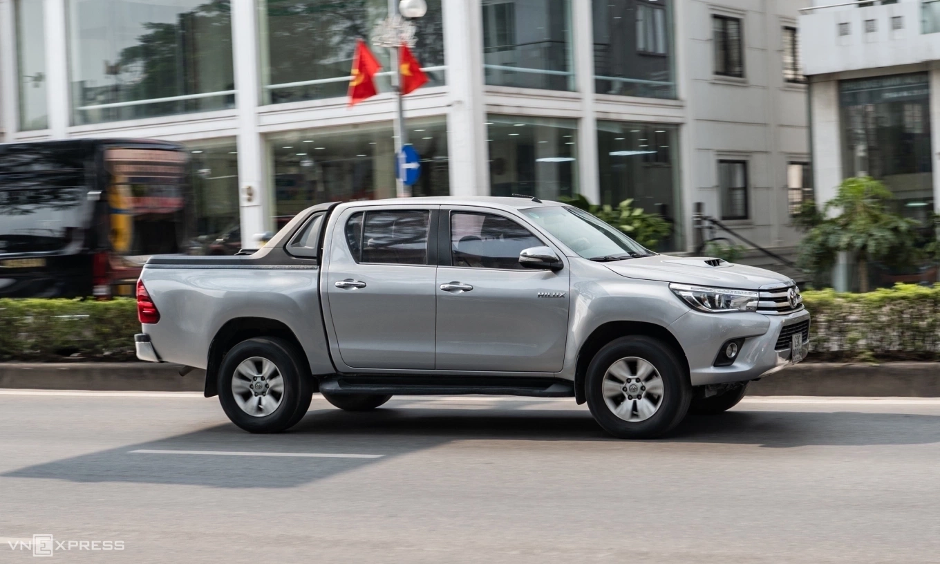 Hà Nội gỡ hạn chế giờ lưu thông đối với xe bán tải.
