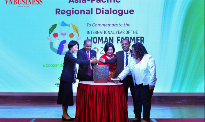 The “Roots and Renewal” ceremony takes place at the conference.