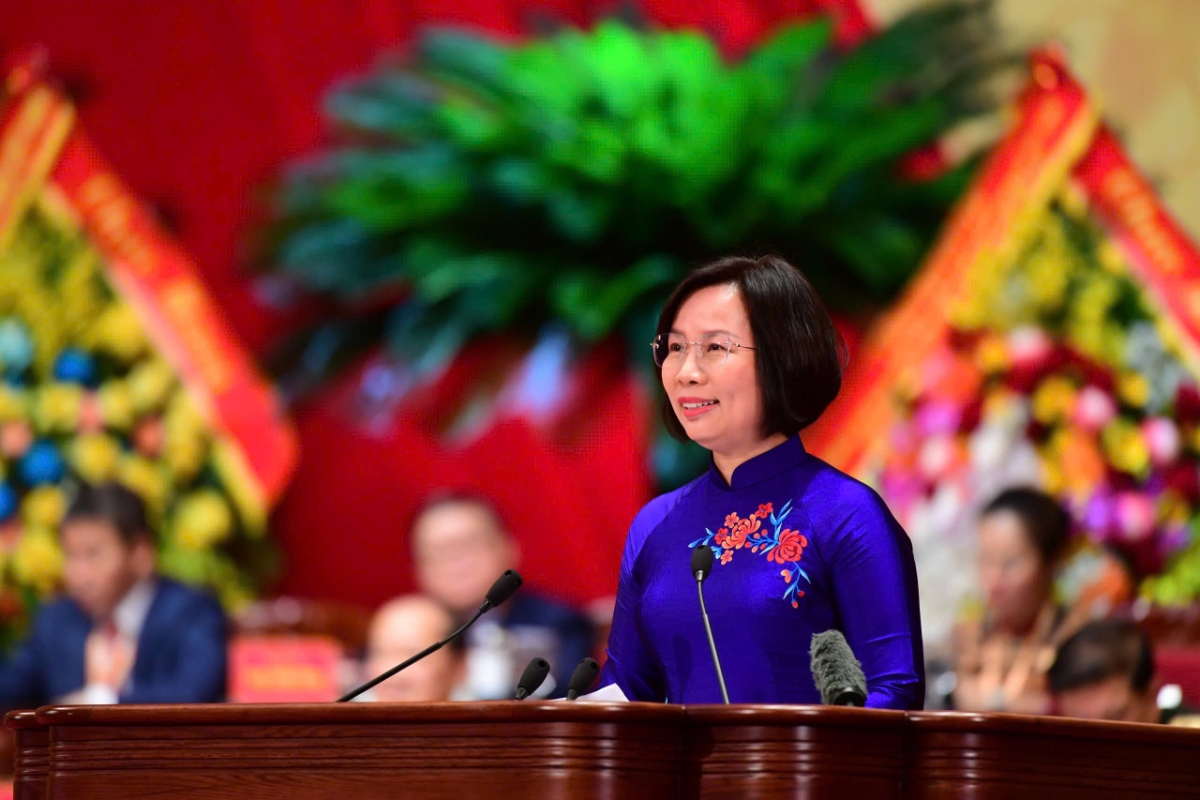Bà Bùi Huyền Mai, Ủy viên Ban Thường vụ Thành ủy, Chủ tịch Ủy ban MTTQ Việt Nam thành phố Hà Nội, Phó Chủ tịch không chuyên trách UBTƯ MTTQ Việt Nam.