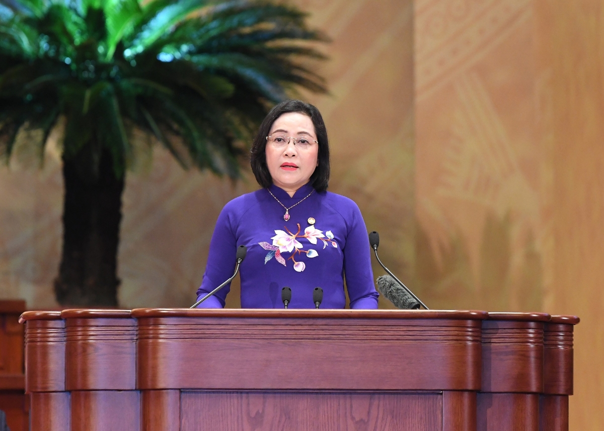 Bà Nguyễn Thị Thanh, Ủy viên Trung ương Đảng, Phó Chủ tịch Quốc hội phát biểu tại Đại hội.
