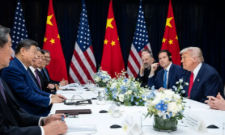 Tổng thống Mỹ Donald Trump gặp Chủ tịch Trung Quốc Tập Cận Bình tại Busan, Hàn Quốc, năm 2025. Ảnh: The New York Times