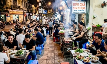 Một số thương hiệu ăn uống bị gọi tên vì lỗi trong khâu chế biến.