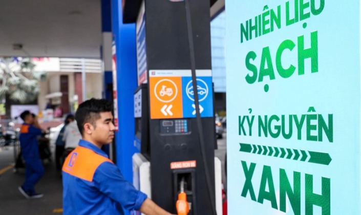 Giá xăng dầu đồng loạt giảm, RON95-III không cao hơn 24.078 đồng/lít