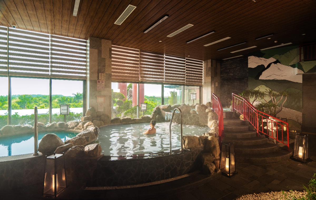 Mô hình ngâm khoáng nóng kết hợp các giải pháp spa trị liệu chuẩn Nhật.