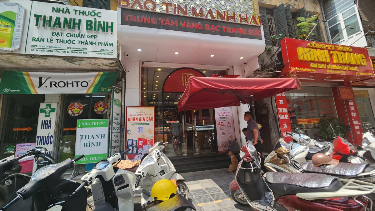 Giá vàng giảm mạnh nhưng lực mua chưa quay trở lại.
