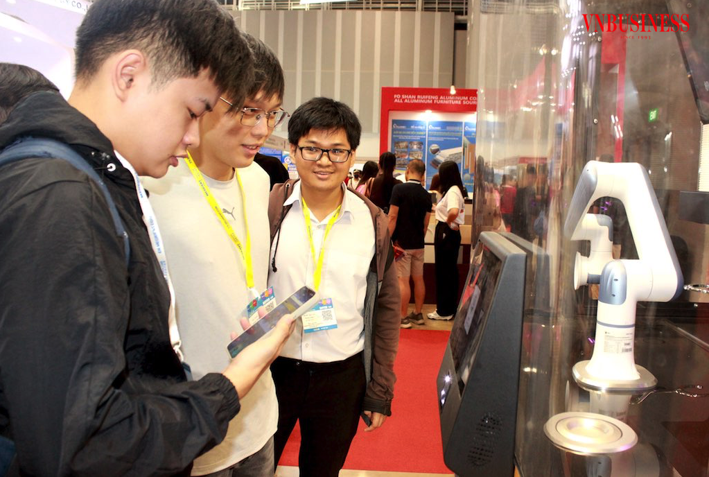 Giữ tài sản số không chỉ là vấn đề pháp lý, mà đã trở thành “bài toán phòng thủ chờ lời giải” trong cuộc chiến sinh tồn của DN Việt giữa nền kinh tế số.