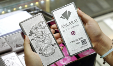 Vàng “bốc hơi” 13%, bạc lao dốc gần 19%: Cơn say kim loại quý đã hạ nhiệt?