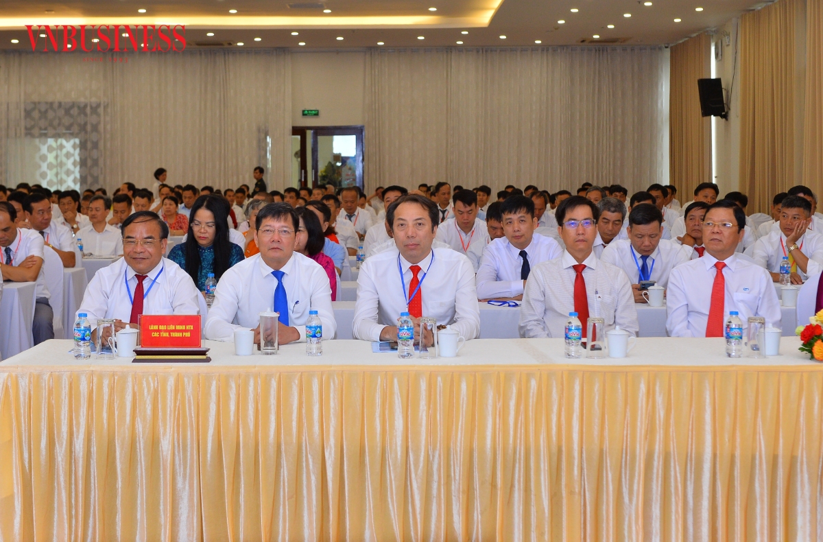 Đại hội Đại biểu Liên minh HTX Thành phố Hà Nội còn có sự tham dự của một số lãnh đạo Liên minh các tỉnh thành lân cận.
