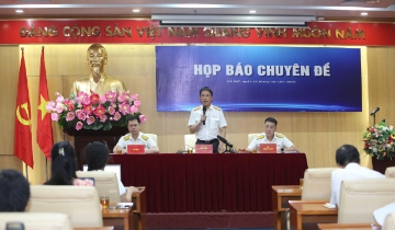 Người dân có thể nộp thuế tại sân bay và được xuất cảnh ngay