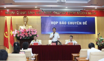 Người dân có thể nộp thuế tại sân bay và được xuất cảnh ngay