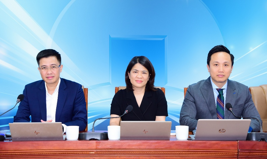 TV.HĐQT Phạm Thị Thanh Hoài chủ trì (ở giữa) Hội nghị cập nhật kết quả kinh doanh quý 1/2026 của VietinBank
