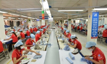 Doanh nghiệp không thể tiếp tục dựa chủ yếu vào lợi thế chi phí thấp để duy trì năng lực cạnh tranh.