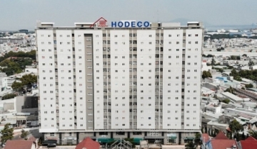 HDC vừa giảm sâu vừa âm dòng tiền, cha con Chủ tịch Hodeco vẫn mạnh tay mua vào