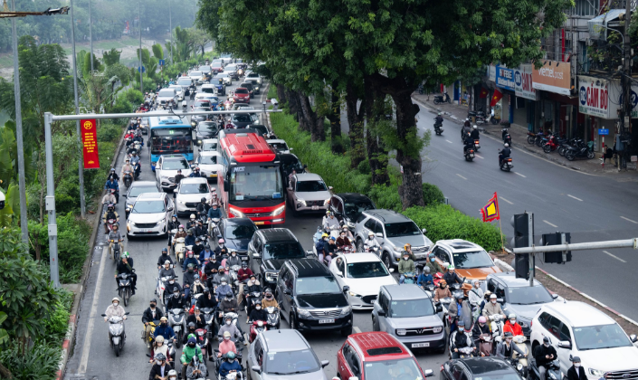 Hà Nội dự kiến thu phí phương tiện vào nội đô theo lộ trình từ năm 2028 đến 2032.