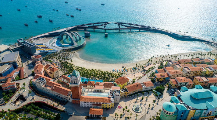 Phú Quốc sẽ không chỉ là điểm đến nghỉ dưỡng mà còn là “thiên đường mua sắm” mới của khu vực.