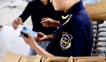 Hàng giả hết thời lộng hành từ cửa khẩu đến livestream