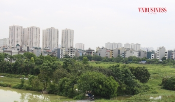 Càng hạ giá càng khó bán: Nhà đầu tư đất nền ven đô mắc kẹt giữa áp lực nợ vay