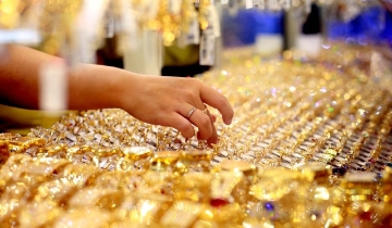 Giá vàng trong nước đồng loạt giảm nửa triệu đồng mỗi lượng