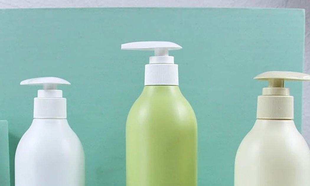 Cục Quản lý dược thông báo đình chỉ lưu hành, thu hồi trên toàn quốc loạt sản phẩm mỹ phẩm lưu thông có công thức không đúng như hồ sơ đã công bố.