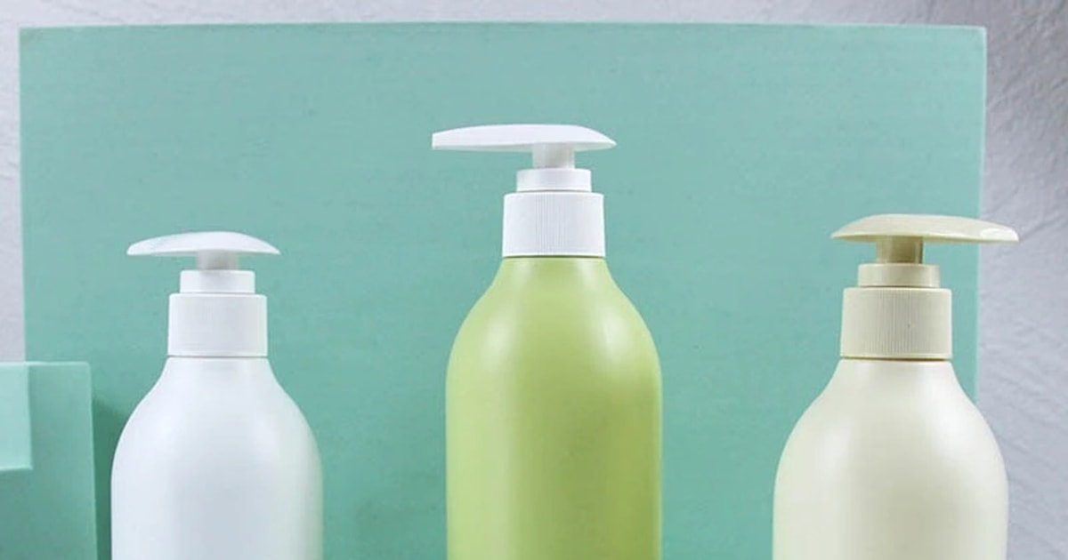 Cục Quản lý dược thông báo đình chỉ lưu hành, thu hồi trên toàn quốc loạt sản phẩm mỹ phẩm lưu thông có công thức không đúng như hồ sơ đã công bố.