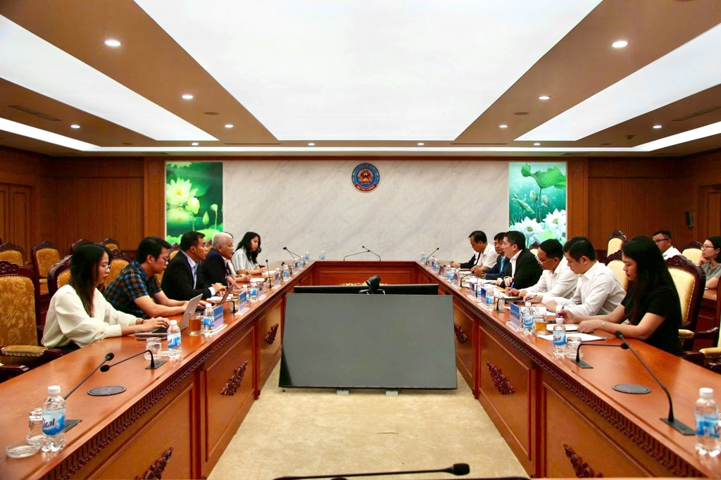 Toàn cảnh buổi tiếp và làm việc của Thứ trưởng Bộ Tài chính với lãnh đạo TikTok Việt Nam.