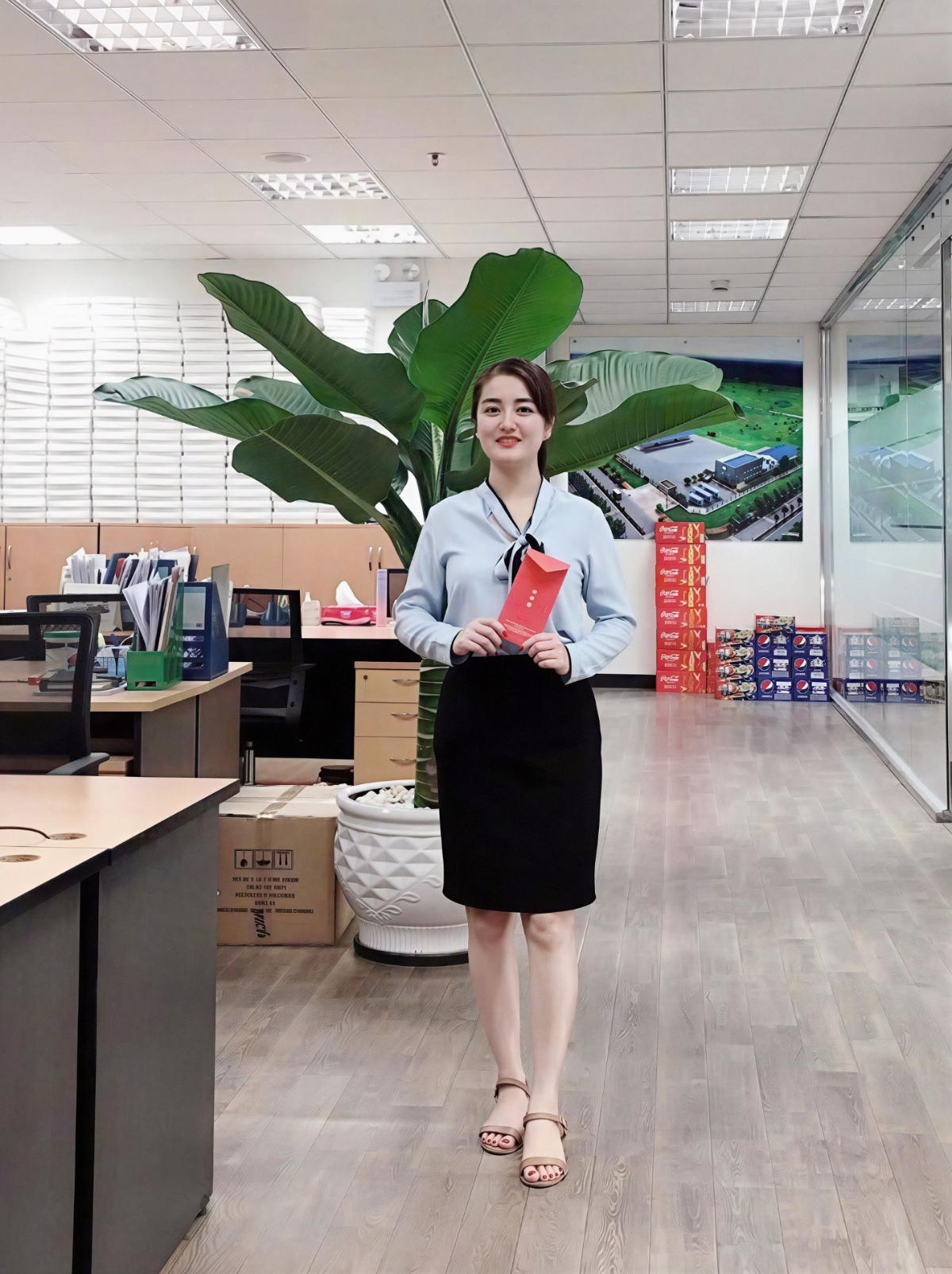 Cù Thị Hồng Phương - cựu sinh viên nhận học bổng năm 2010, hiện công tác trong lĩnh vực thương mại dầu khí tại Singapore.