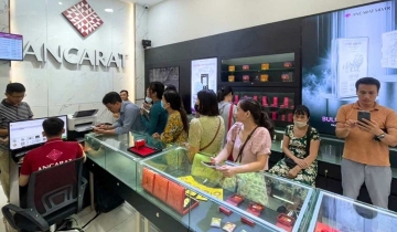 Giá bạc lao dốc, nhà đầu tư mất hơn 1 triệu đồng mỗi kg chỉ sau một phiên