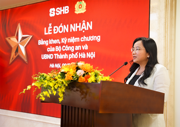 Tổng Giám đốc Ngô Thu Hà chia sẻ tại buổi lễ.