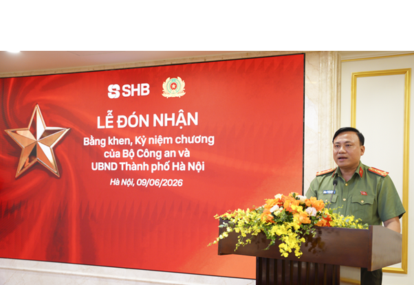 Đại tá Nguyễn Tiến Đạt, Phó Giám đốc Công an TP Hà Nội phát biểu tại buổi lễ.