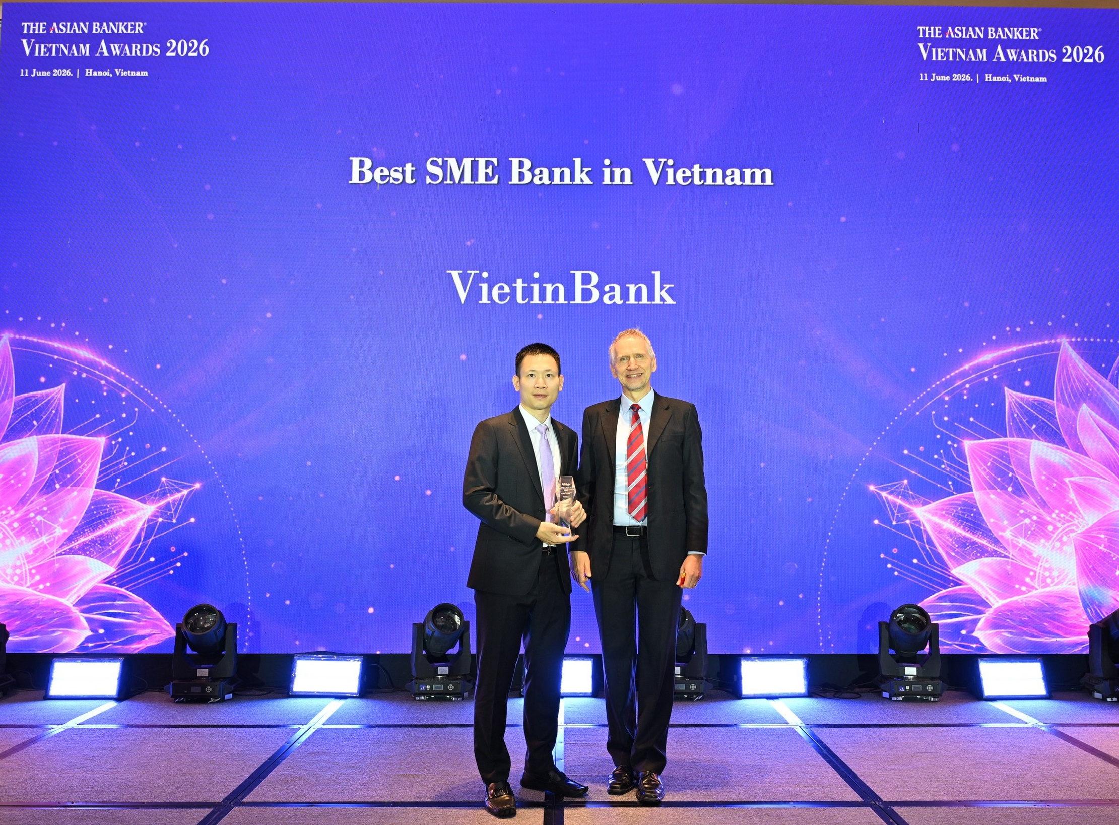 VietinBank là Ngân hàng SME tốt nhất Việt Nam 6 năm liên tiếp.