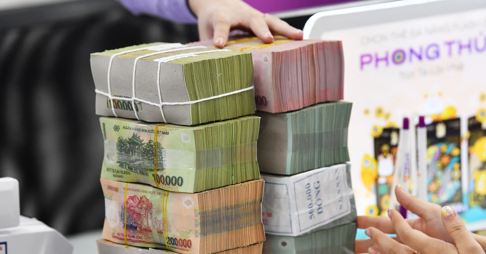 Nền lãi suất đang thiết lập một vùng cân bằng mới nhưng sẽ rất khó để hạ sâu thêm.