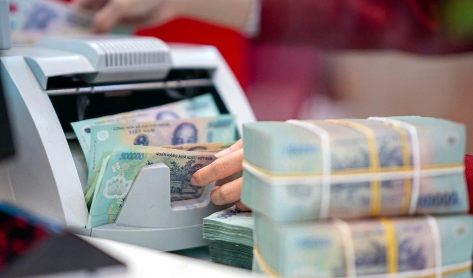 Hơn 10,7 triệu tỷ đồng gửi ngân hàng và tâm lý