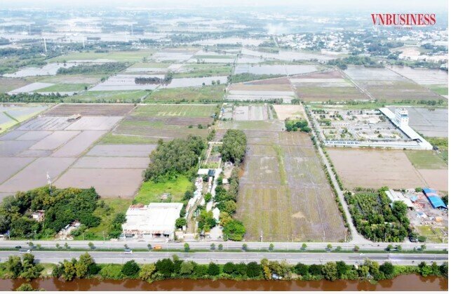 ‘Gọng kìm’ siết thị trường đất nền phía Nam