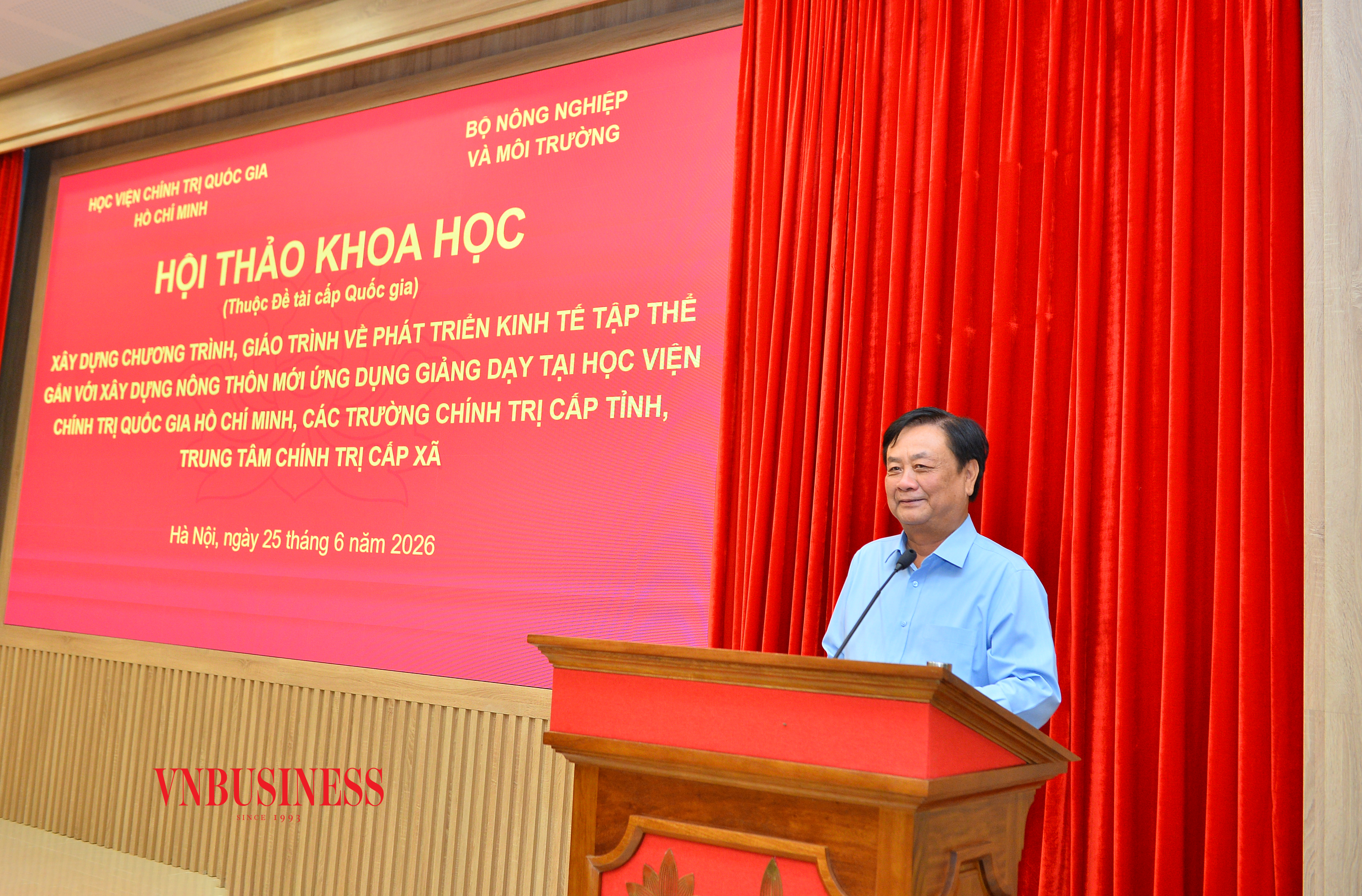 Nguyên Phó Chủ tịch Quốc hội, nguyên Bộ trưởng Bộ NN&PTNT Lê Minh Hoan phát biểu tại Hội thảo.