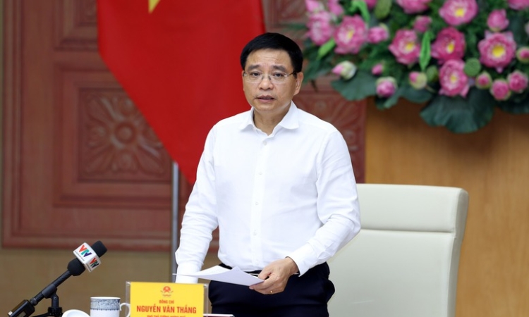Giá cát đá tăng vọt 73% và áp lực 32 lần điều chỉnh giá xăng: Phó Thủ tướng chỉ đạo