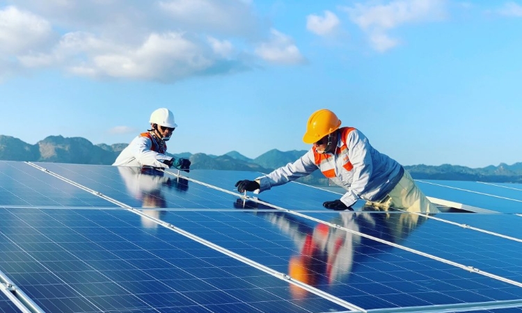 Vì sao điện mặt trời mái nhà vẫn chưa đủ hấp dẫn?