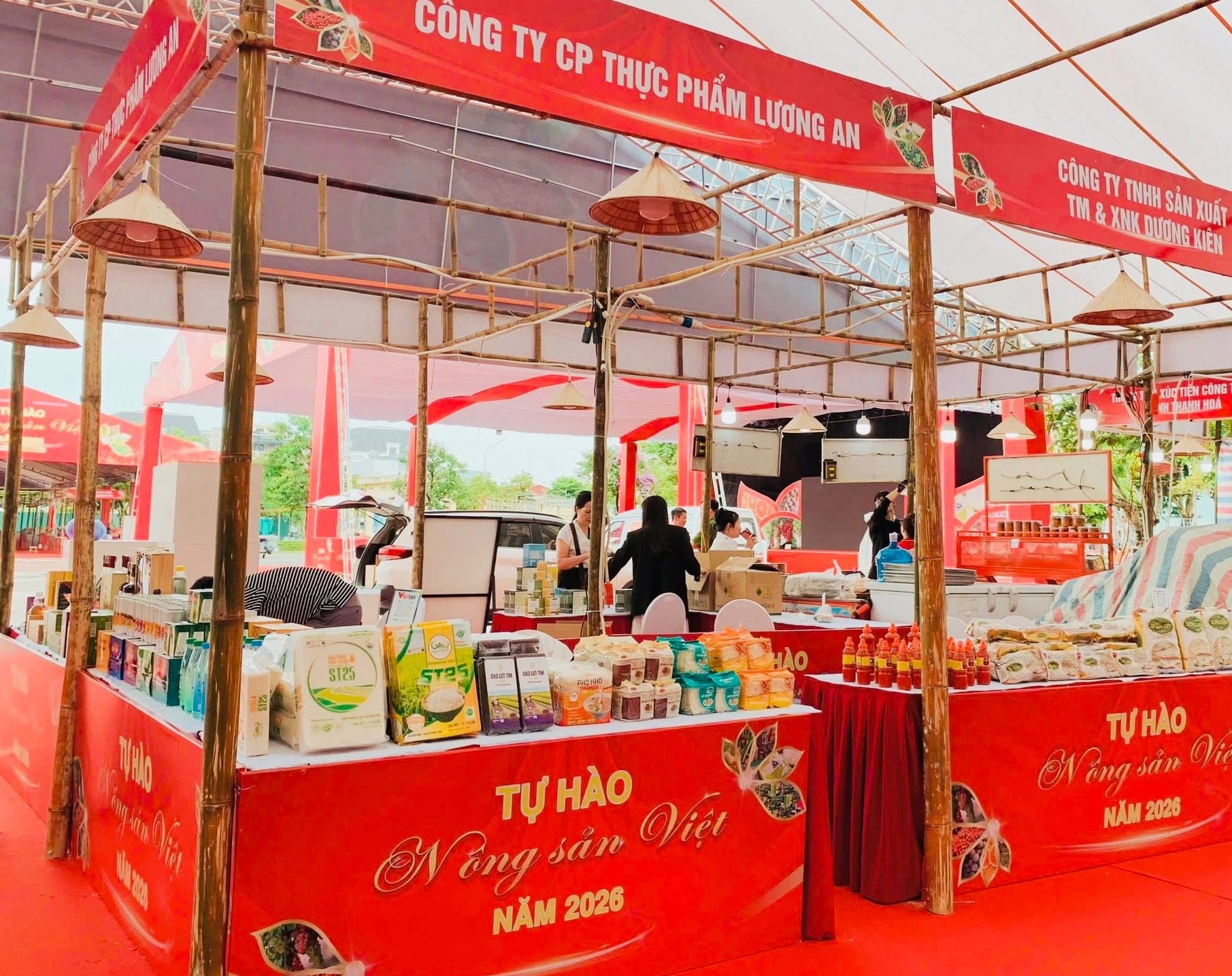 Hàng hóa thương hiệu Việt ngày càng "ghi điểm" với người tiêu dùng trong nước.